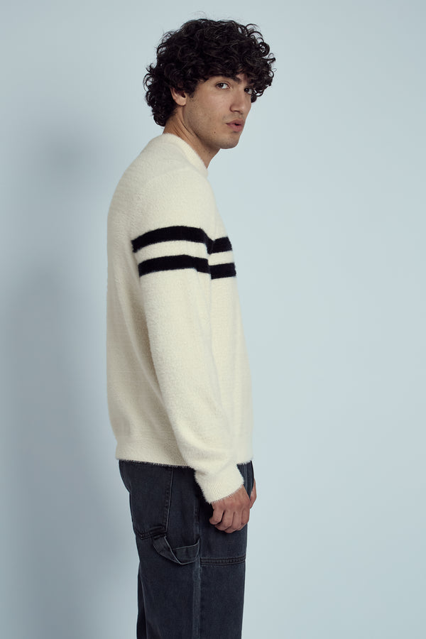 WARDEN FLUFFY KNITTED JUMPER