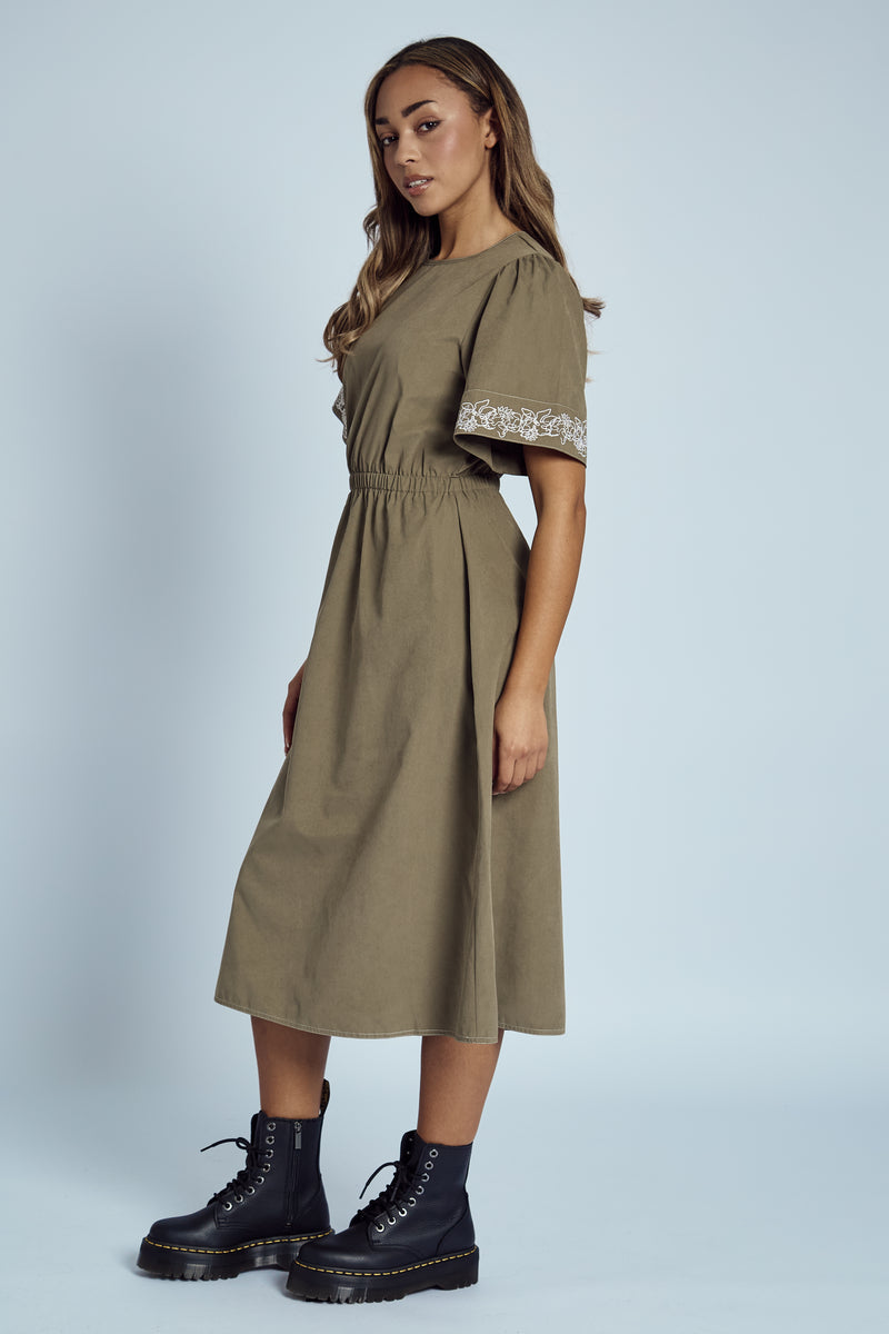 EVELYN EMBROIDERED MIDI DRESS