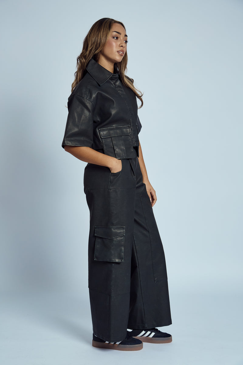 ALMOS VEGAN LEATHER CROPPED SHIRT