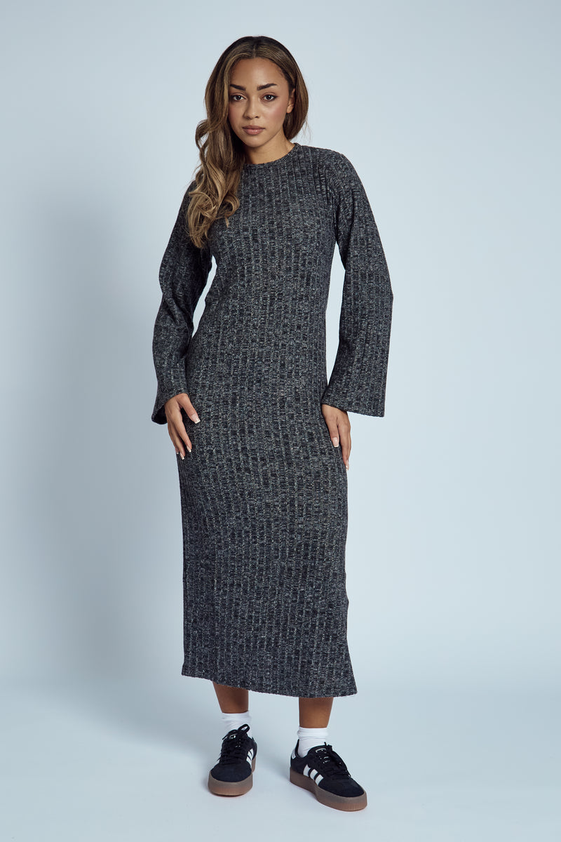 ELIZA RIBBED BACK DETAIL KNITTED MAXI DRESS