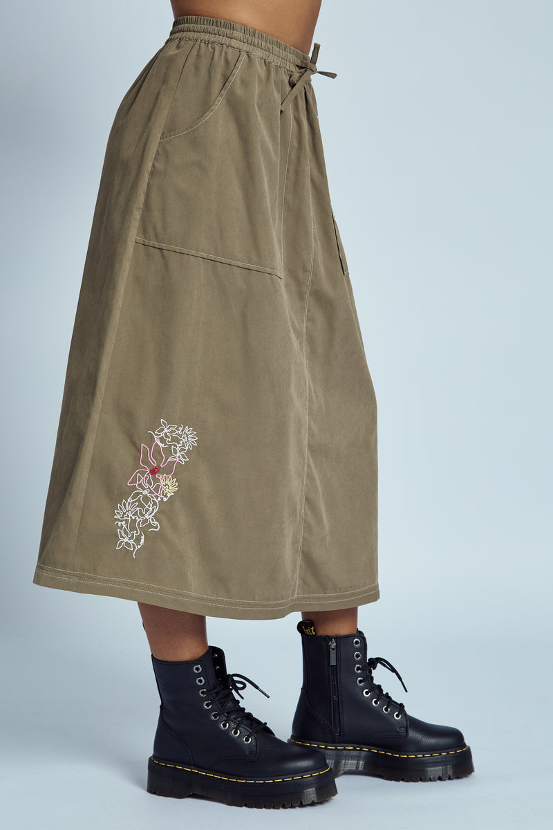 EVELYN EMBROIDERED MIDI SKIRT