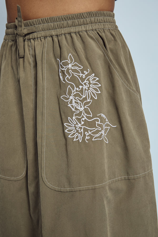 EVELYN EMBROIDERED MIDI SKIRT