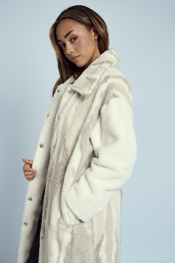 TETIA LONGLINE COAT IN MIXED SHERPA AND FAUX FUR