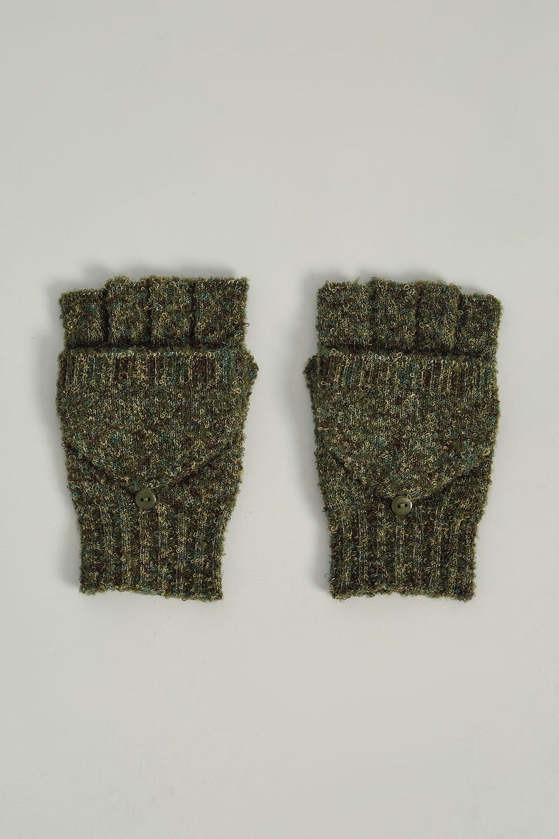 FOLD DETAIL KITTED GLOVES IN GREEN