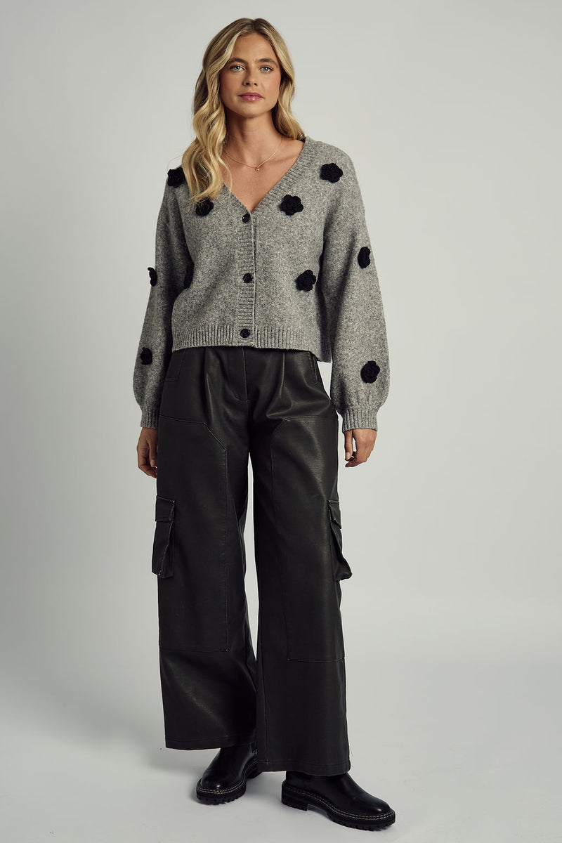 FLORENCE 3D FLORAL APPLIQUE CROPPED CARDIGAN