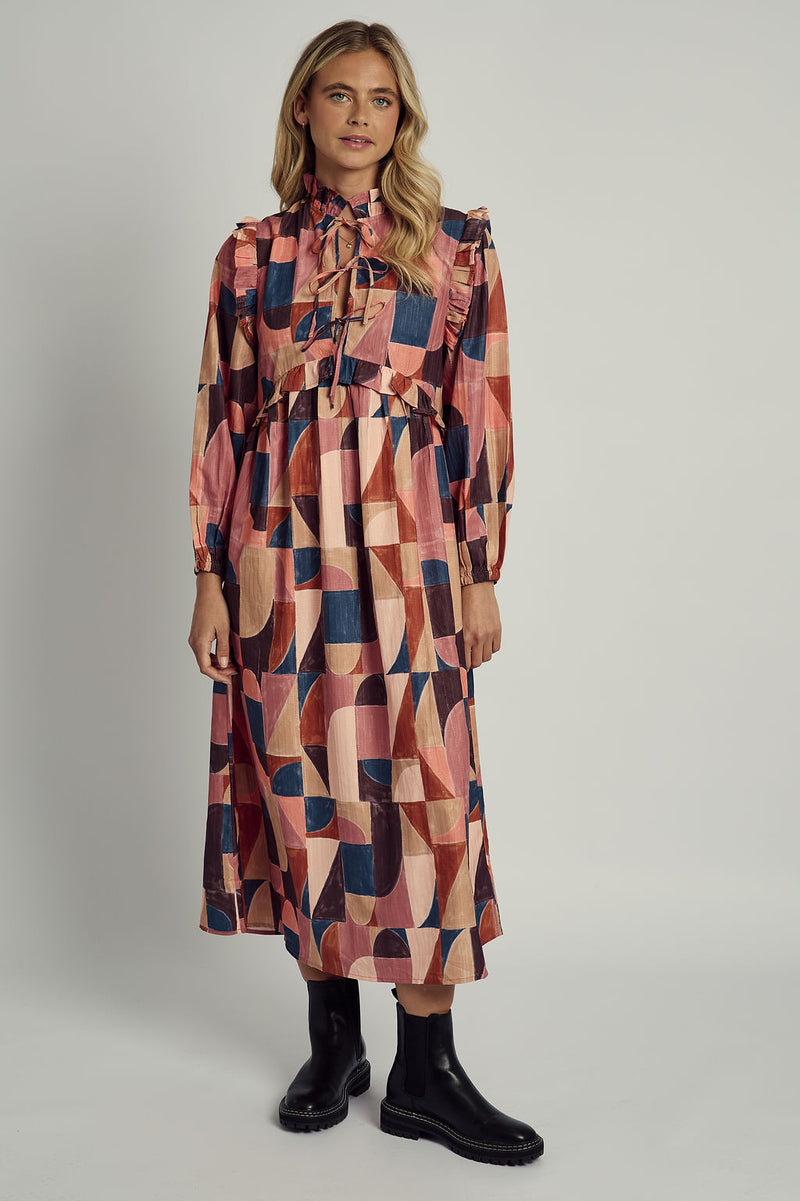 DUSKY MOSAIC TEXTURED TIE DETAIL PRINTED MAXI DRESS
