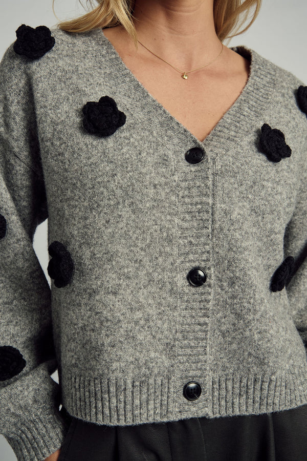 FLORENCE 3D FLORAL APPLIQUE CROPPED CARDIGAN