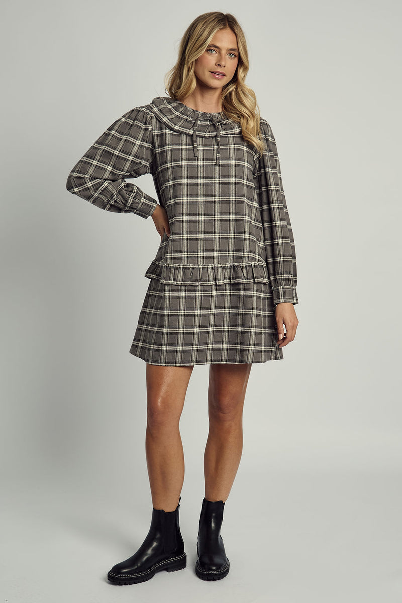 BALERIE TARTAN RUFFLE COLLARED DRESS IN BLACK CHECK