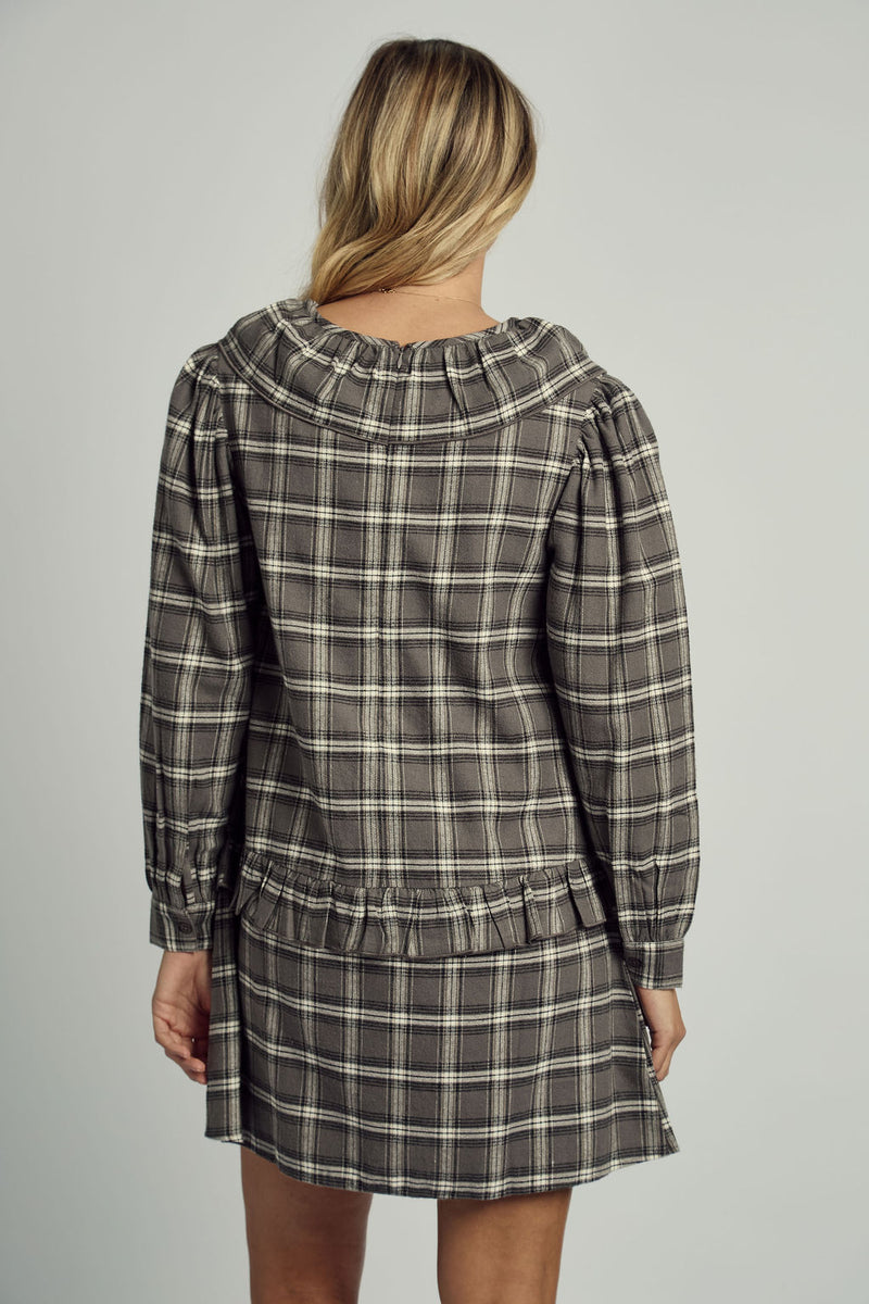 BALERIE TARTAN RUFFLE COLLARED DRESS IN BLACK CHECK