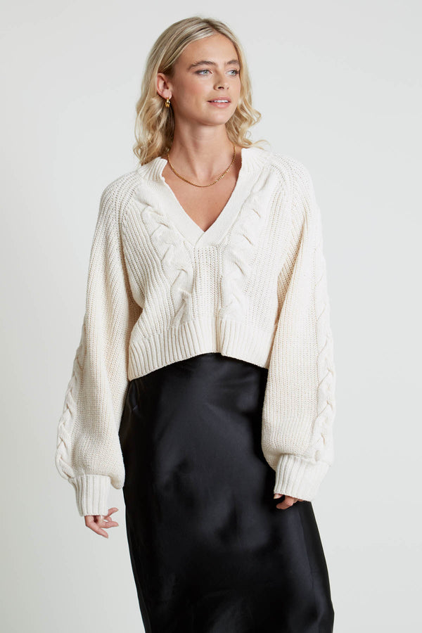 QATI CABLE KNIT V-NECK JUMPER WITH BLOUSON SLEEVE