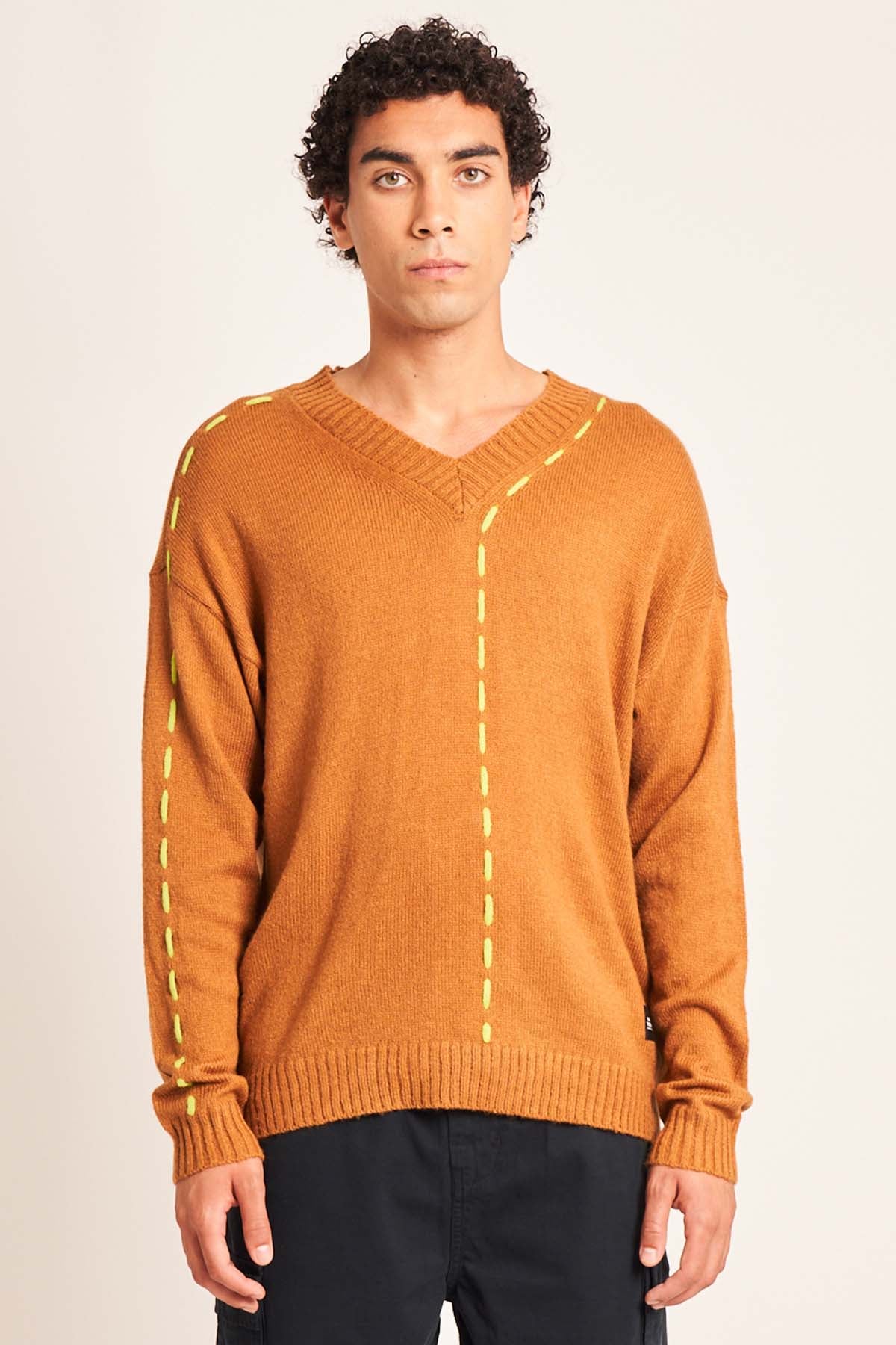 WOLFE KNIT JUMPER – Native Youth