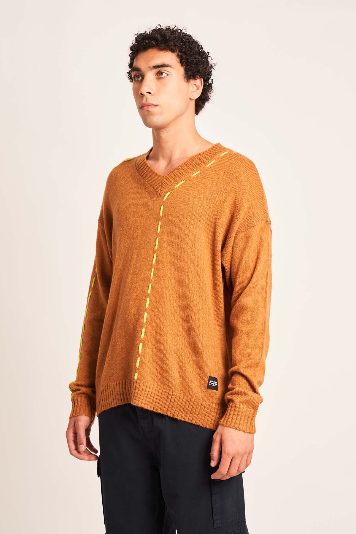 WOLFE KNIT JUMPER – Native Youth